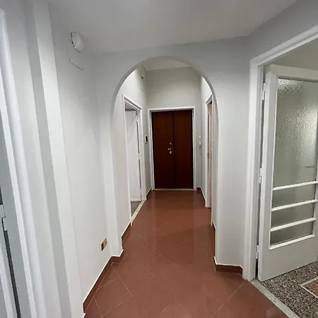 Piazza Vescovio Appartement
